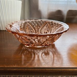 Elegant Pink Glass Decorative Bowl